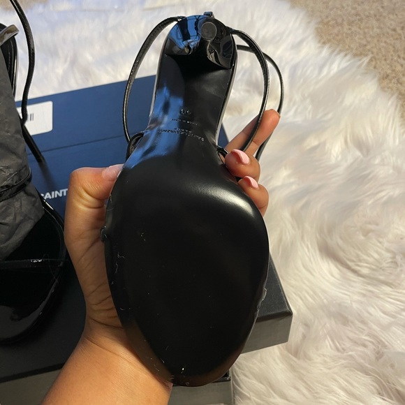 YSL Cassandra Heels Patent Leather Black - Picture 8 of 8